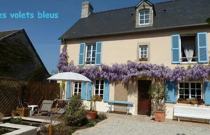 Bed & Breakfast Les Volets Bleus 3*
